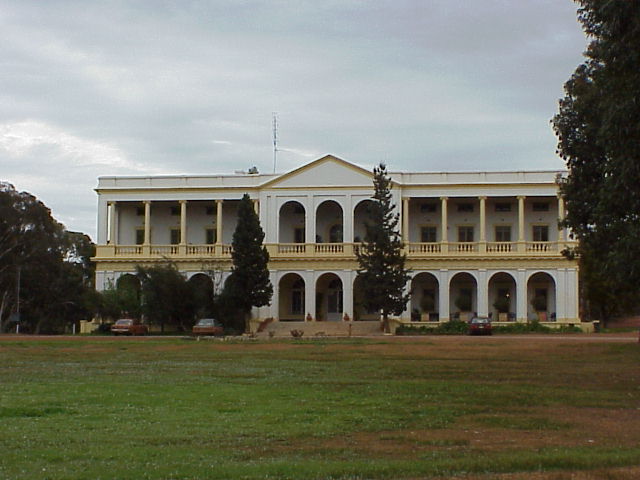 NEW NORCIA BUILDING.JPG 51.3K